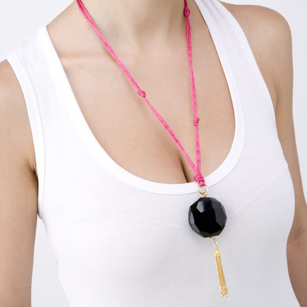 'NORTE BLACK' Pendant